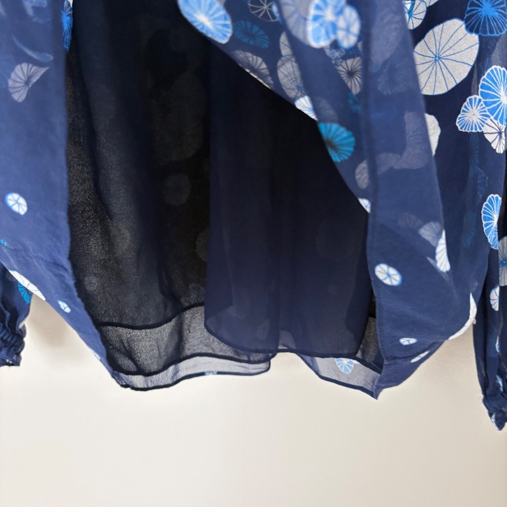 Diane von Furstenberg Silk Wynn Blouse Women 8 Blue Light Coastal Floral Chiffon - Picture 7 of 15